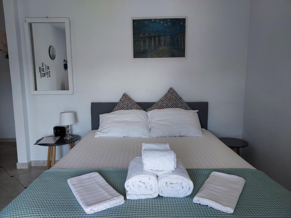 Studio Anlia Apartment Nea Makri Bagian luar foto